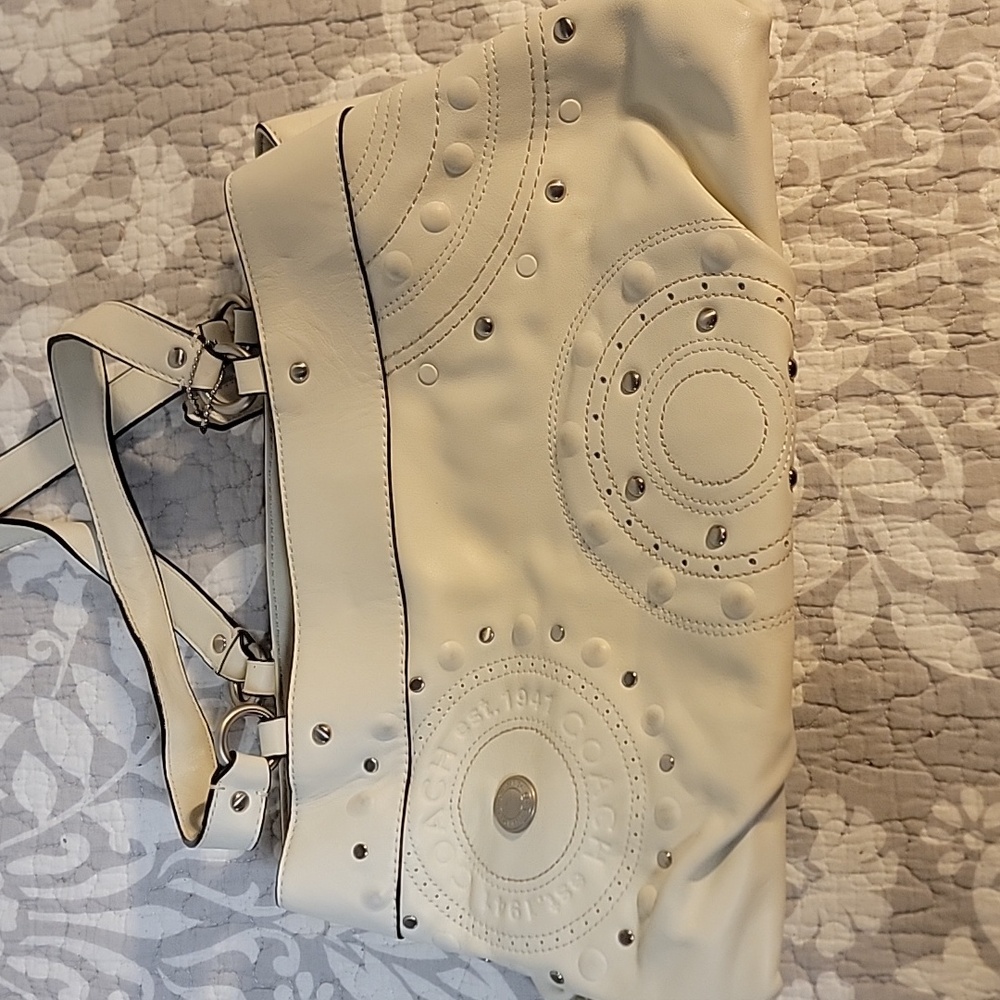 COACH LEATHER STUDDED APPLIQUE CARRYALL SHOULDER BAG